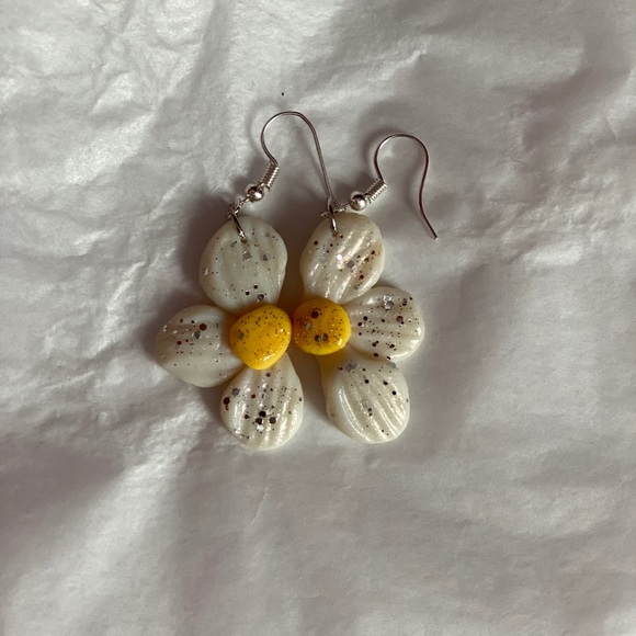 Clay Earrings - Picture 1 of 1